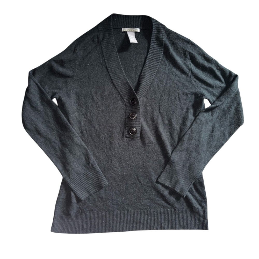 Women’s creative reaction sweater